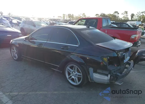 2013 Mercedes-Benz C 350 Sport from USA, damaged, VIN WDDGF5HBXDA825307